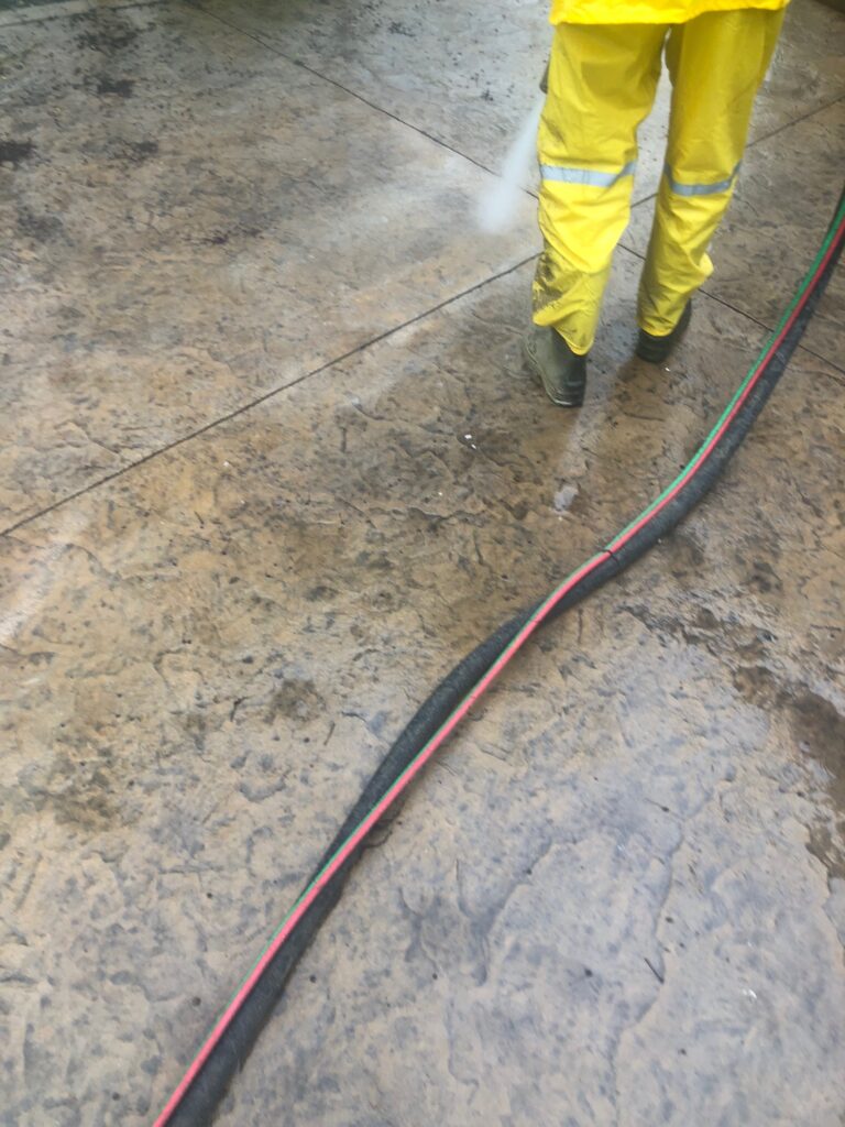 Wet Abrasive Blasting Stamped Concrete Sealer Stripping